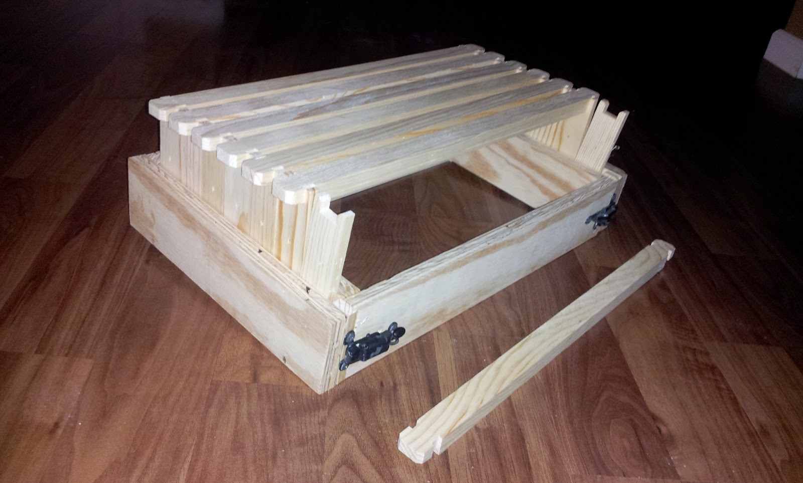 Beekeeping Journal Jig to assemble wooden frames